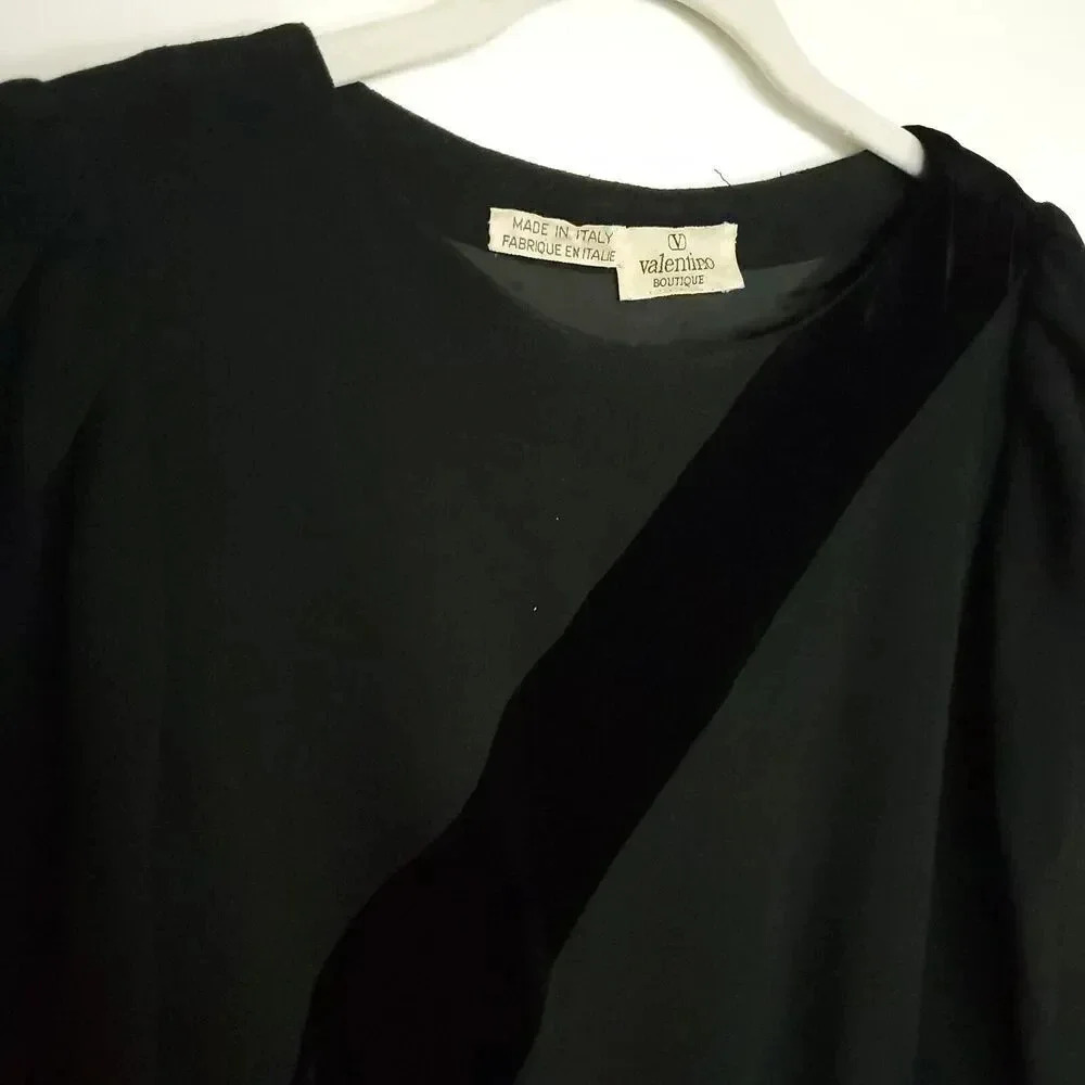 Valentino Boutique Vintage Dress Black Sz 38 US 4 Velvet & Wool Long Sleeves - Picture 12 of 16